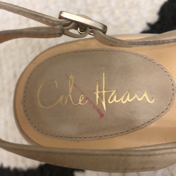 Cole Haan 9.5B Nike Air Beige Heels Cream - Picture 4 of 9